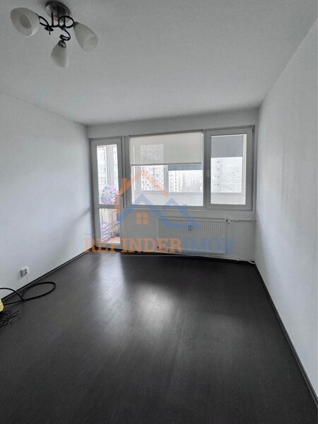 Titan Apartament de vanzare cu 2 camere, zona Baba Novac - Campia Libertatii